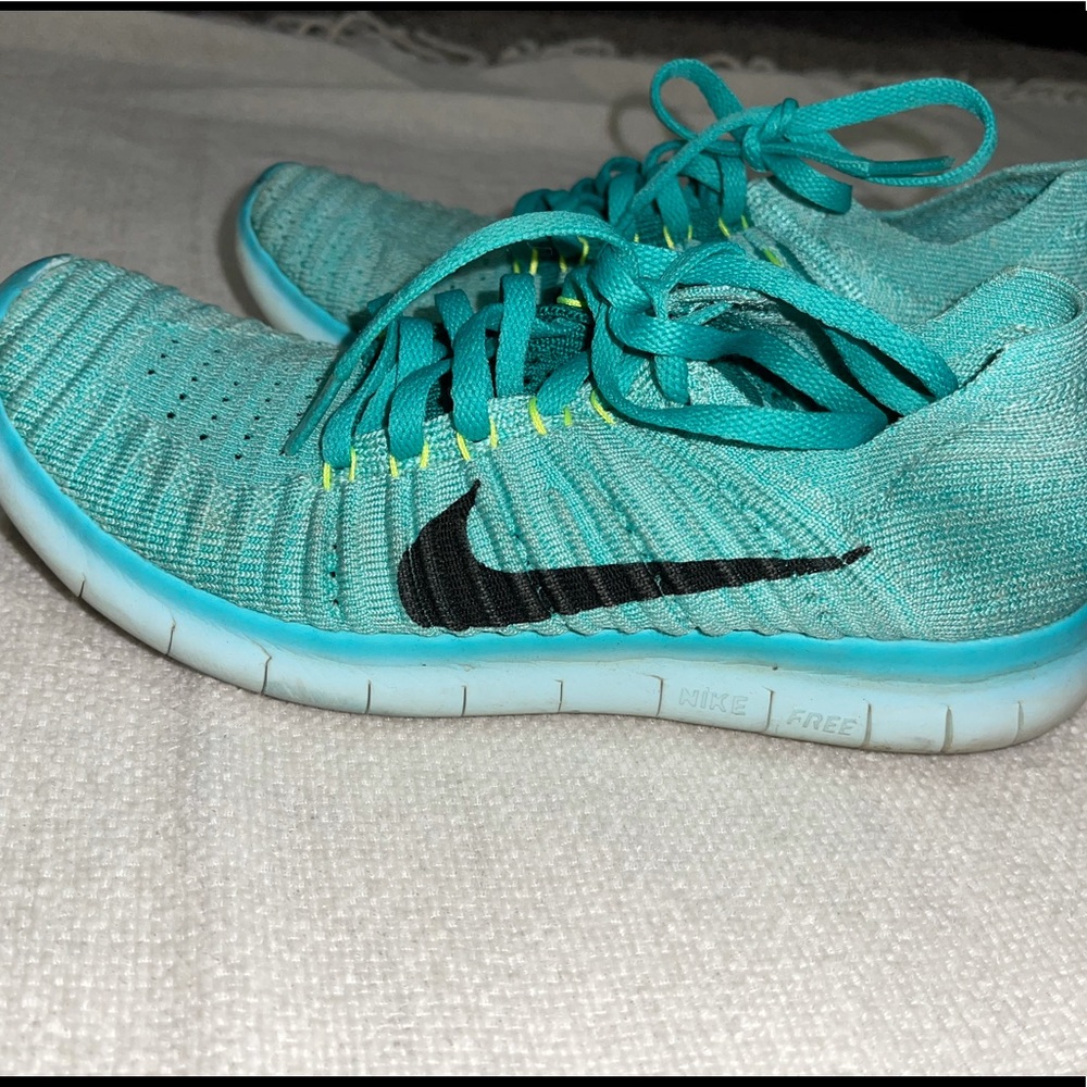 Free RN Nike Tennis Shoes